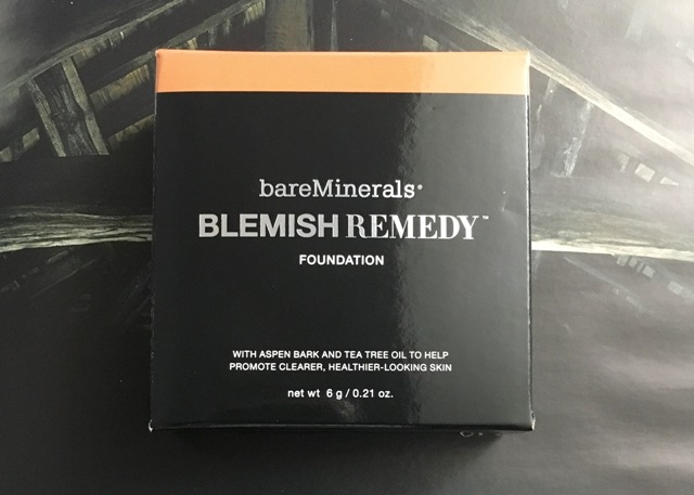 Bare Minerals Blemish Ready Foundation (bellanoirbeauty.com)
