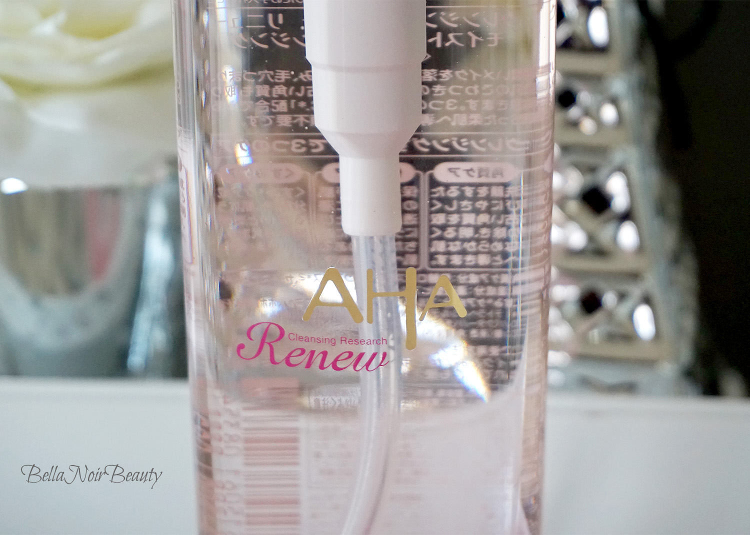 AHA Cleansing Research Renew Cleansing Oil | bellanoirbeauty.com